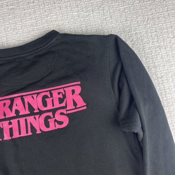 Netflix Stranger Things Fade Girls Graphic Sweatshirt Crewneck Black Size Med - Picture 14 of 16